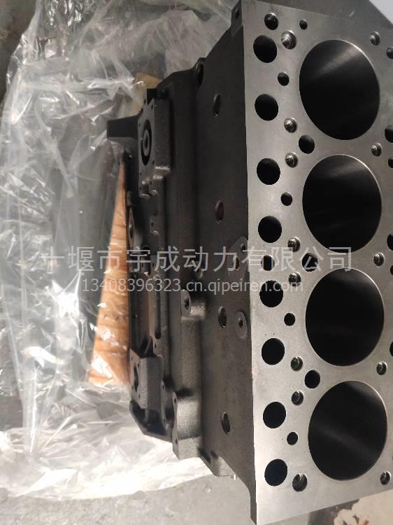 3646323 3639984 K38缸盖总成 K50缸盖总成 CYLINDER HEAD 3640320