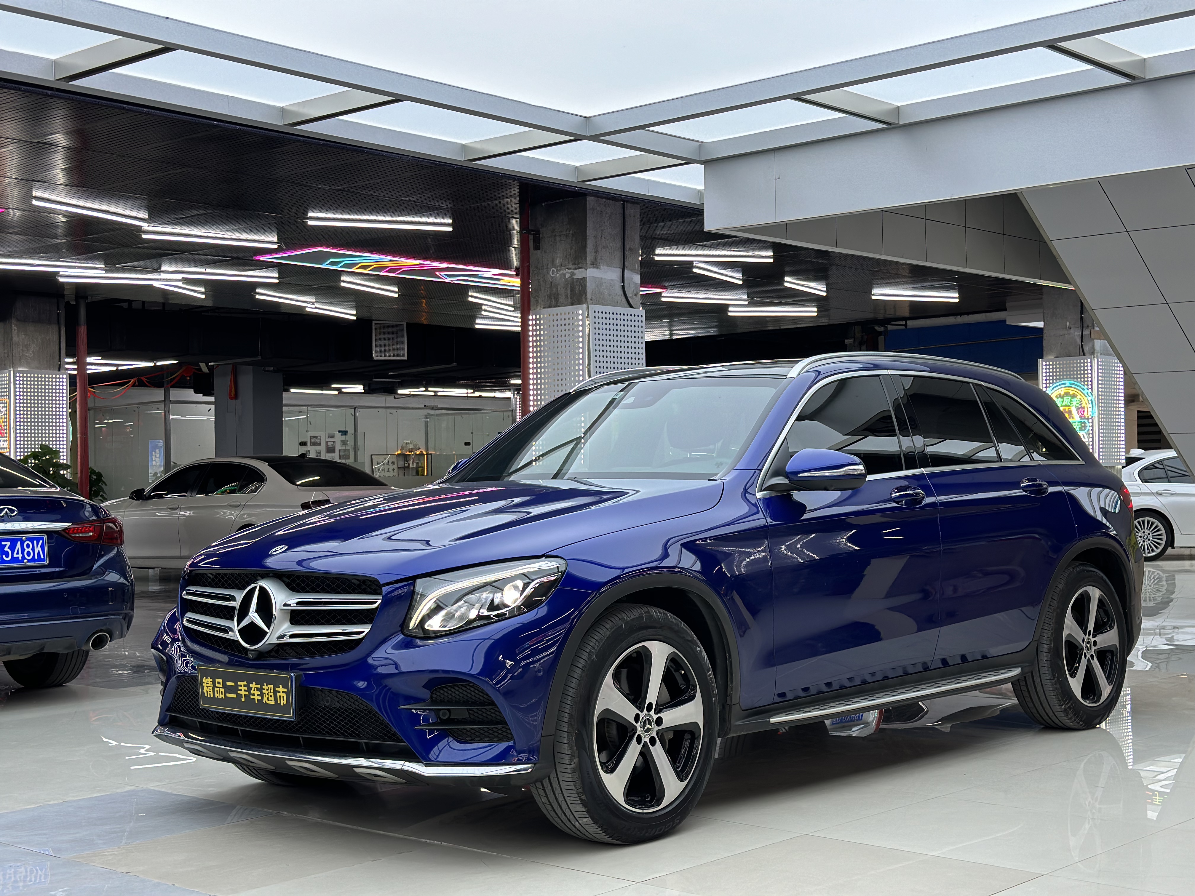 奔驰 奔驰 GLC 260 L 4MATIC 2019款 2.0T 手自一体 豪华型(改款)
